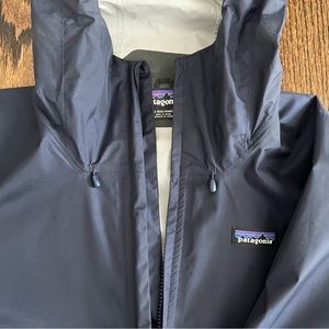 Patagonia Torrentshell Raincoat in great condition